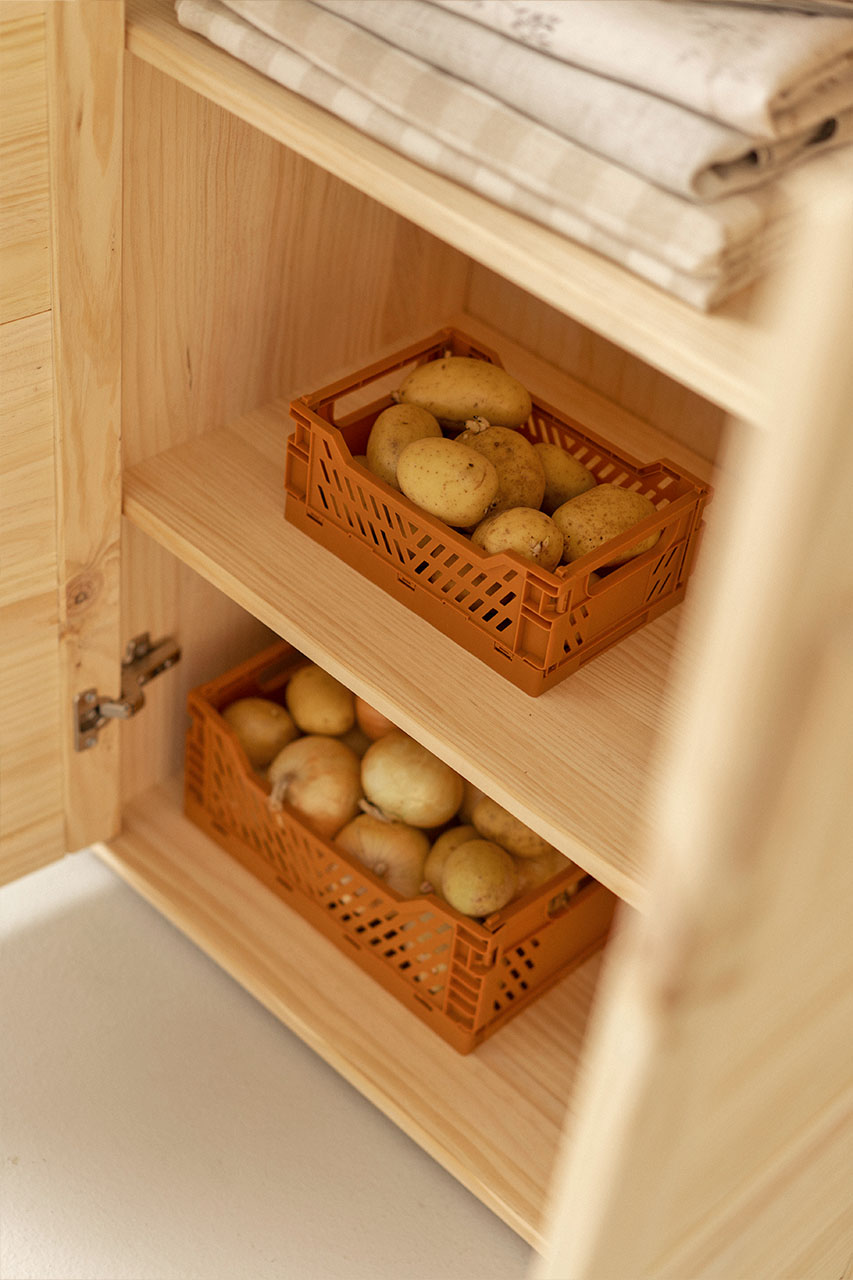 Imagen de ambiente 4 para:Alacena con armario de madera natural